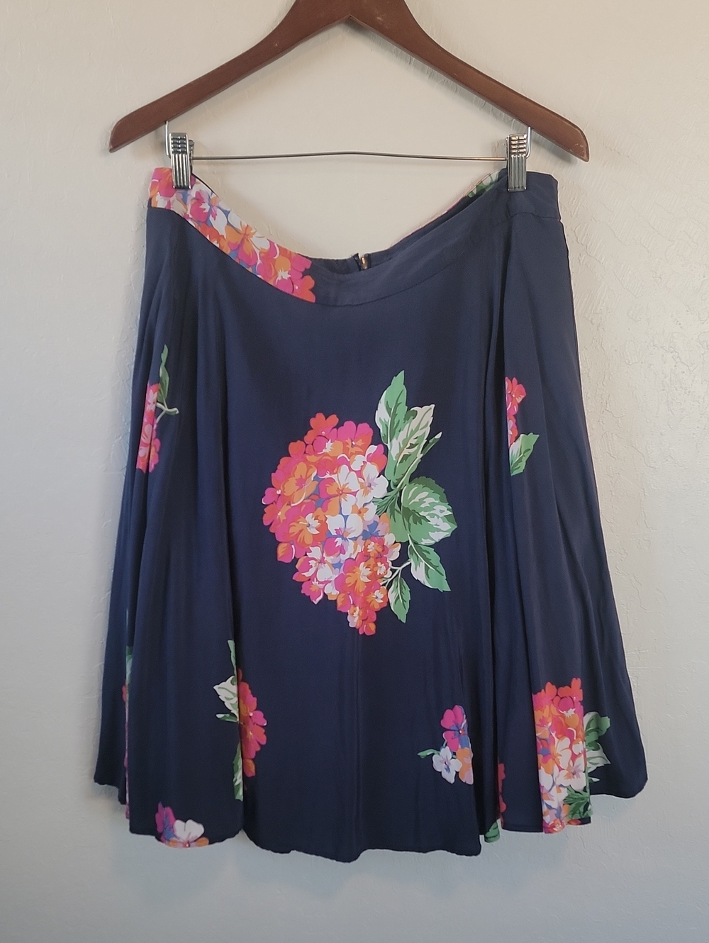 Boden Aline Full Floral Navy Blue Skirt 14 Long